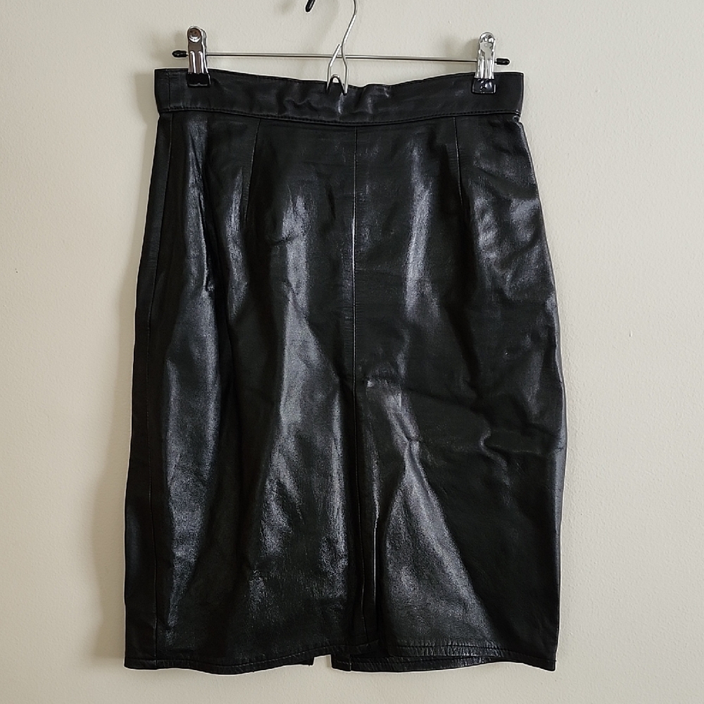 Elegant Black Leather Skirt